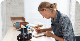 Viết câu theo 1 bức tranh cho sẵn